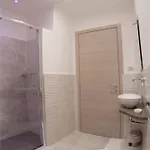 Colombo 14 3*